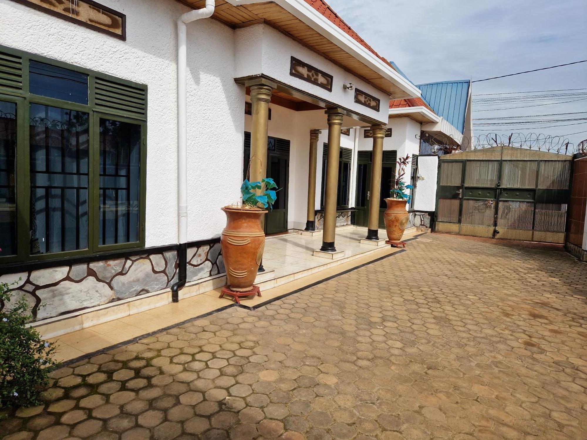 Eka Homes Kigali Bagian luar foto